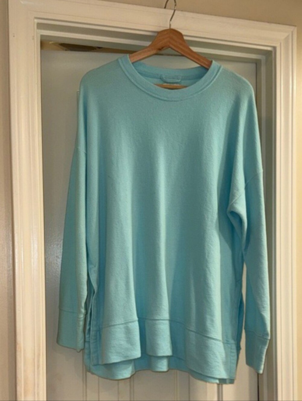 Aerie Soft Blue Crew Neck Sweater